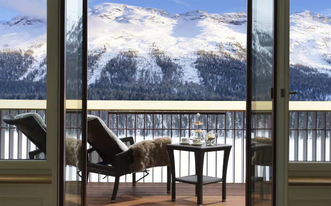 Badrutt’s Palace Hotel: O ícone da hospitalidade de luxo em St. Moritz